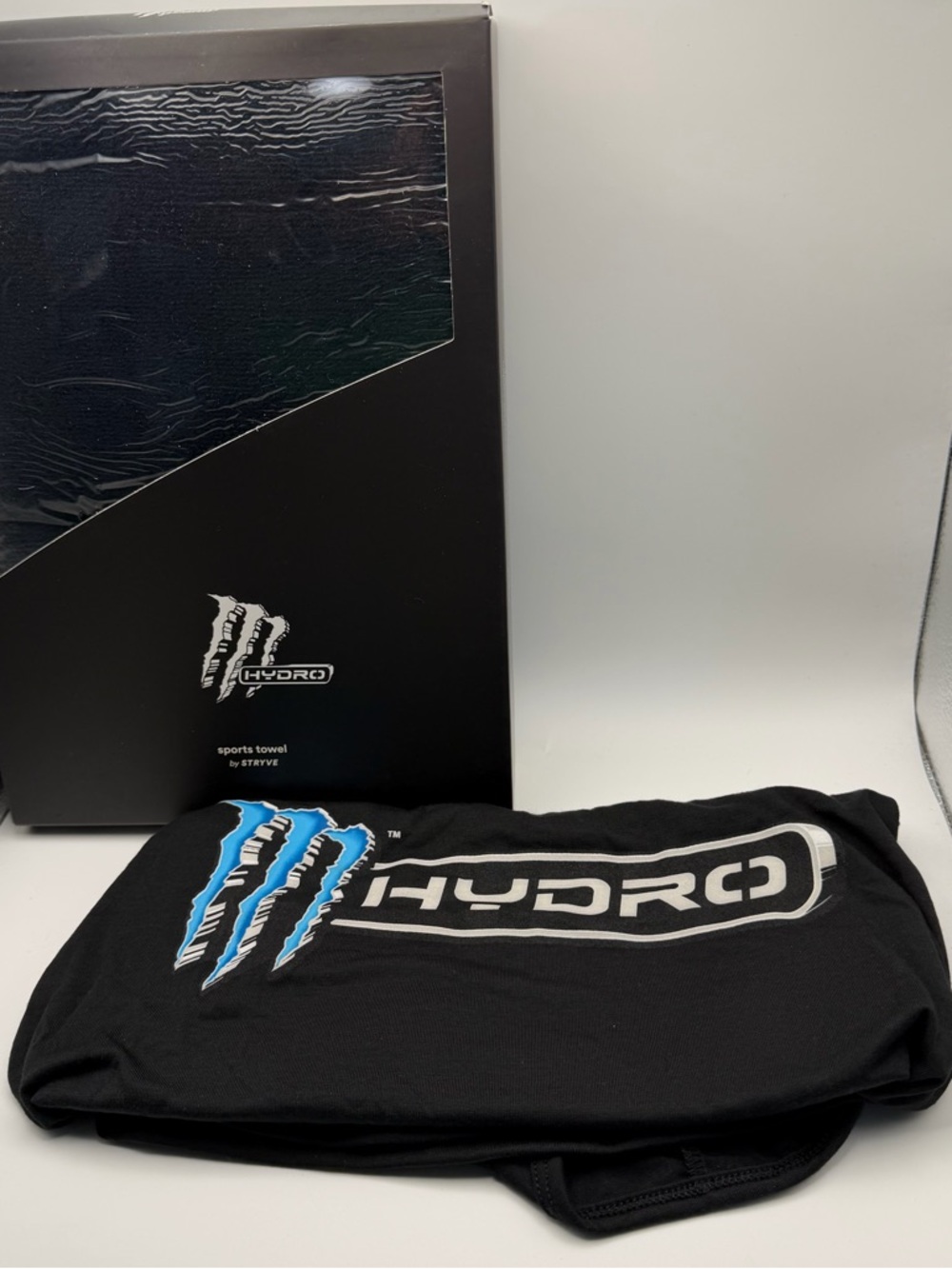 Monster Hydro Sports Towel By Stryve NIB With Women’s Small Razor Back Tank